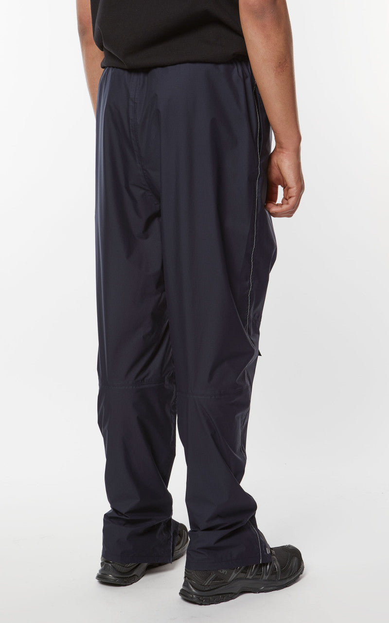 and wander 3L UL Rain Pants Navy