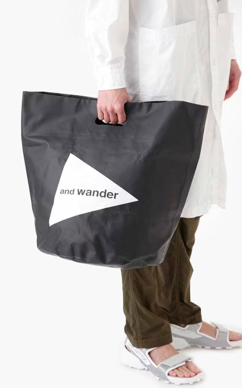 and wander Storage Bucket 35L Black