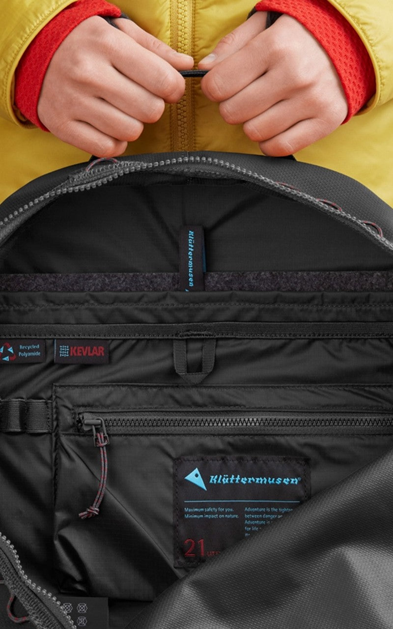 Klättermusen Wunja Everyday Backpack Raven