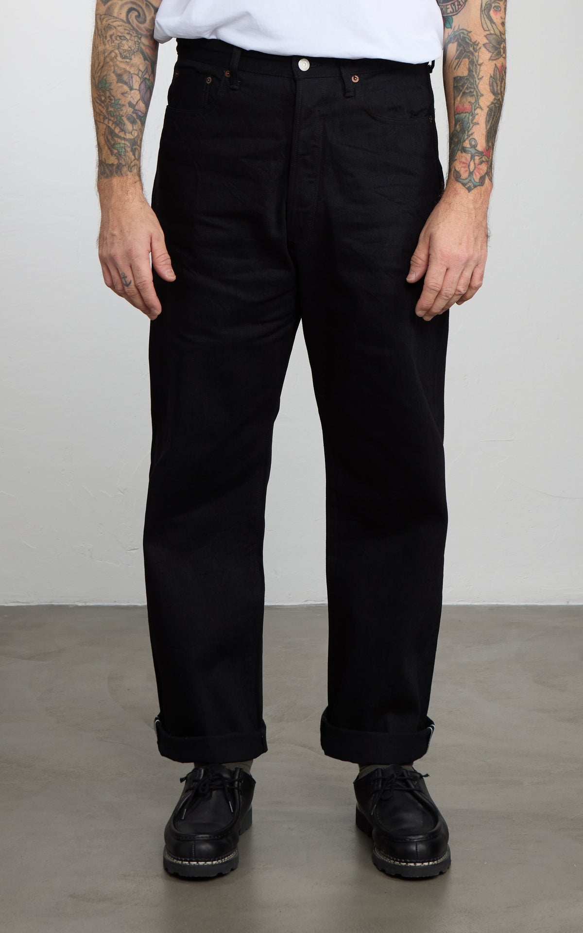 A Vontade VTD-0105SXX-JNS 5-Pocket Jeans Black