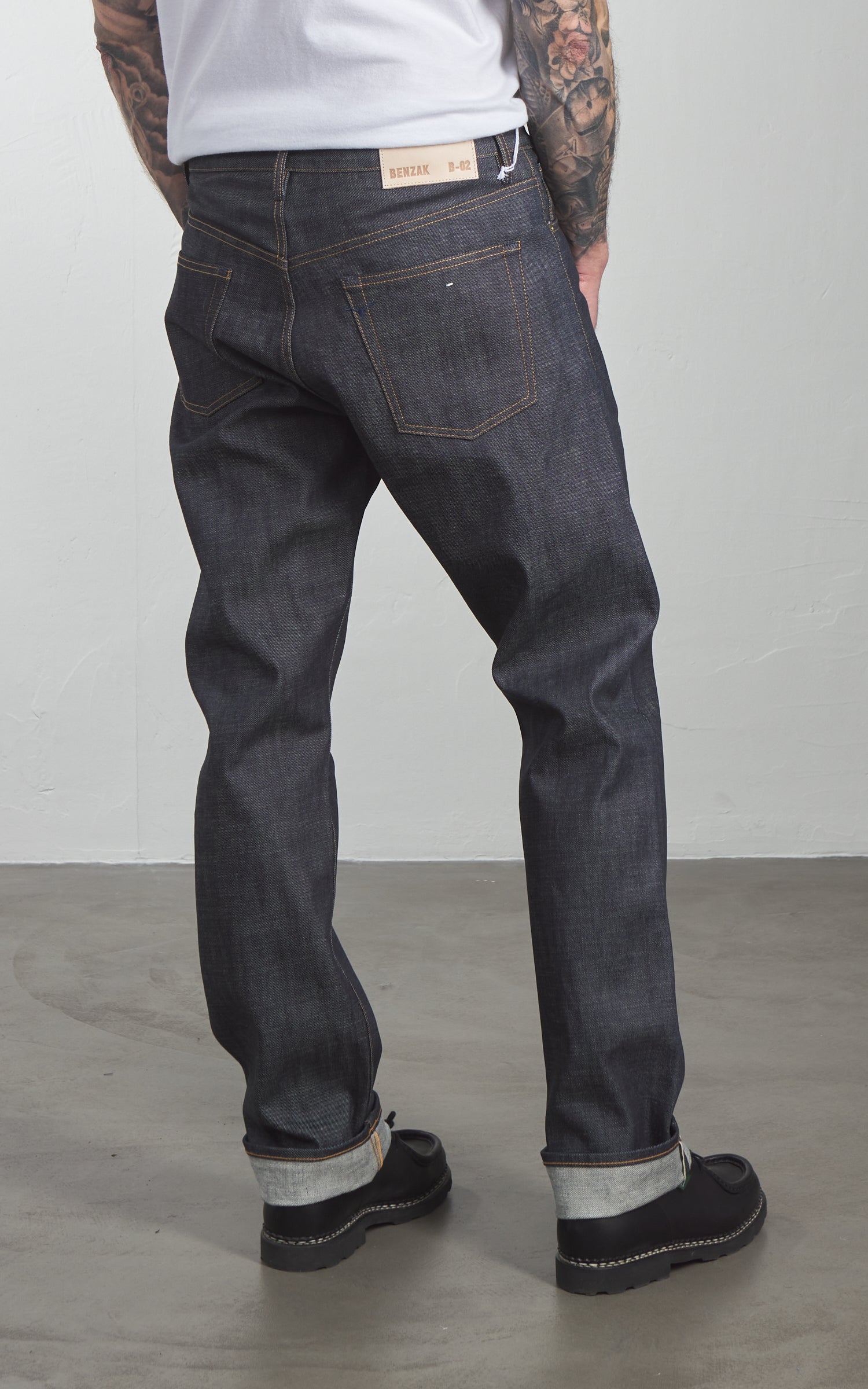 Benzak B-02 Regular Straight Green Cast Selvedge Indigo 14oz