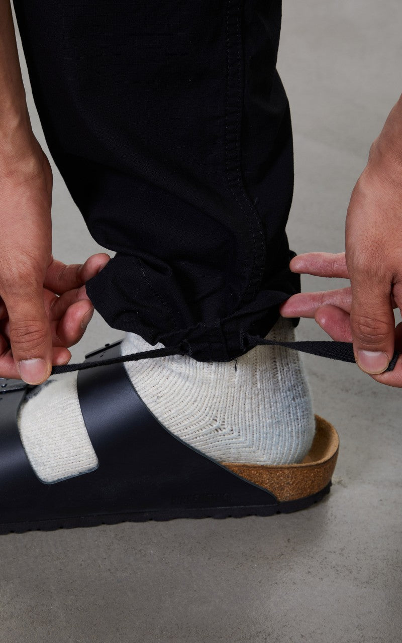 Carhartt WIP Regular Cargo Pant Black Rinsed