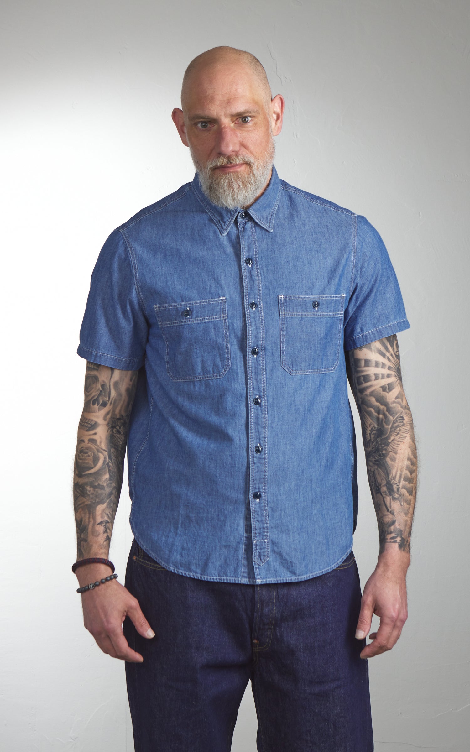 Chesapeake's Short Sleeve Chambray Shirt MC Buzz Chambray