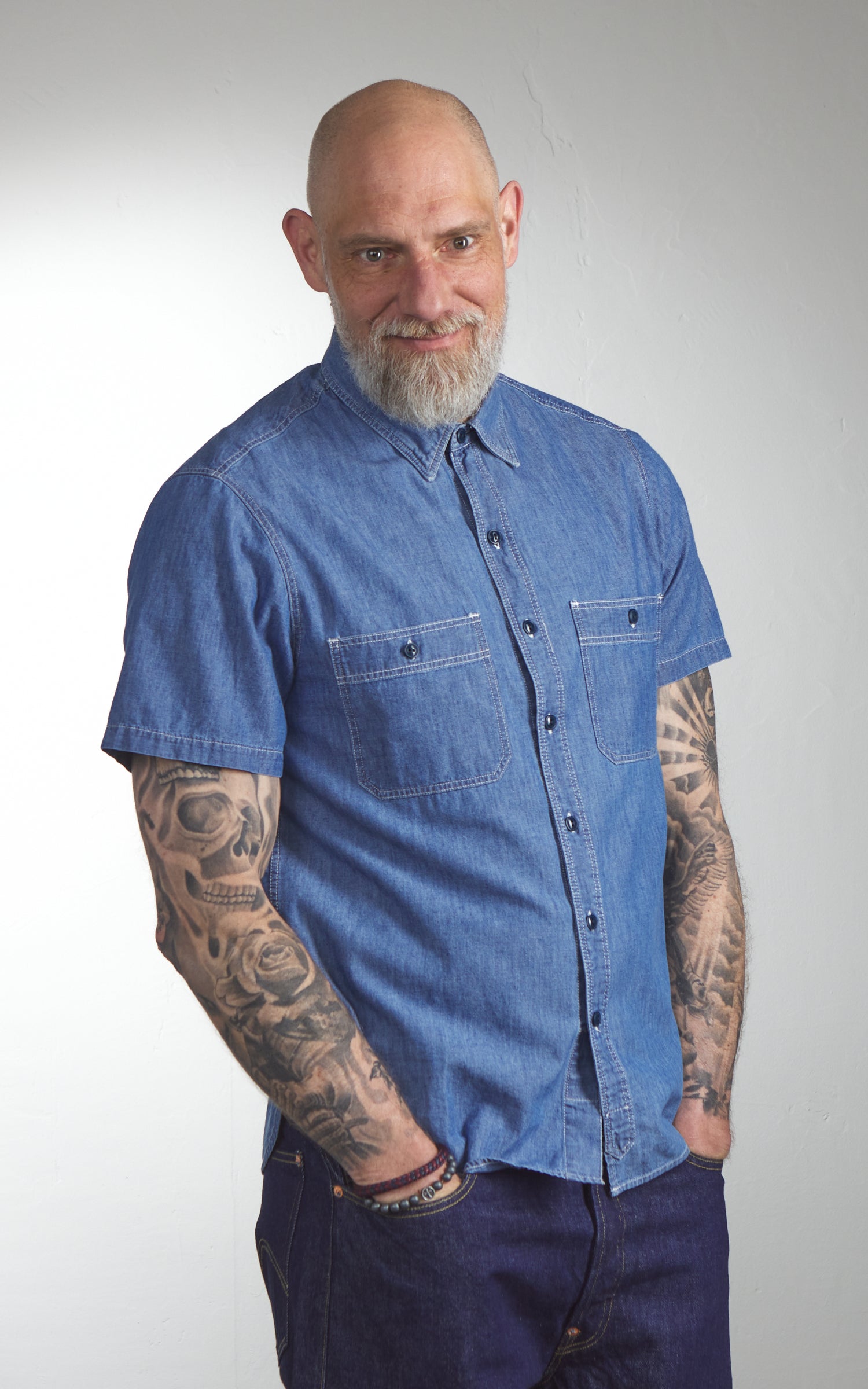 Chesapeake's Short Sleeve Chambray Shirt MC Buzz Chambray
