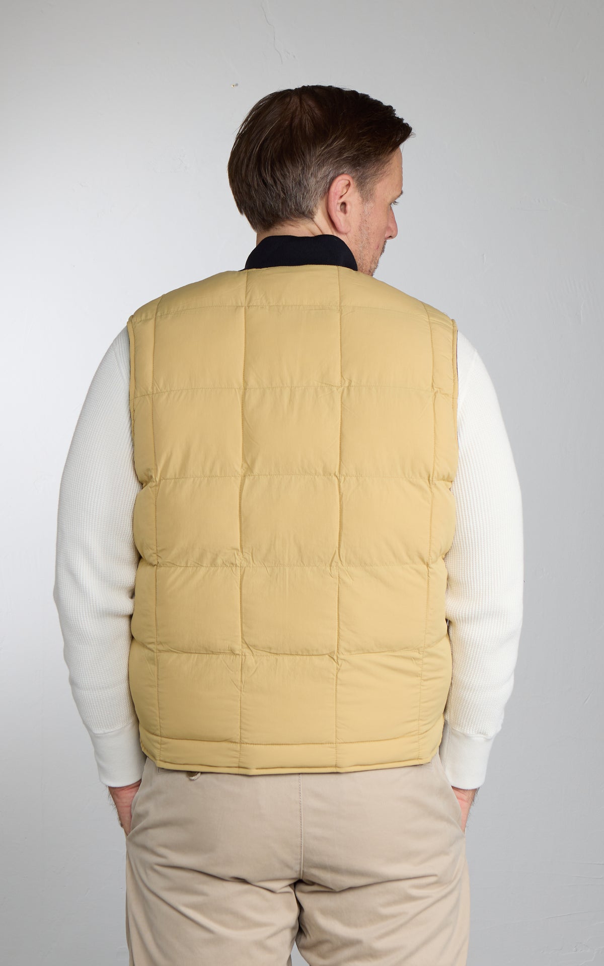 Chesapeake's Seattle Down Vest Reversible Denim Indigo