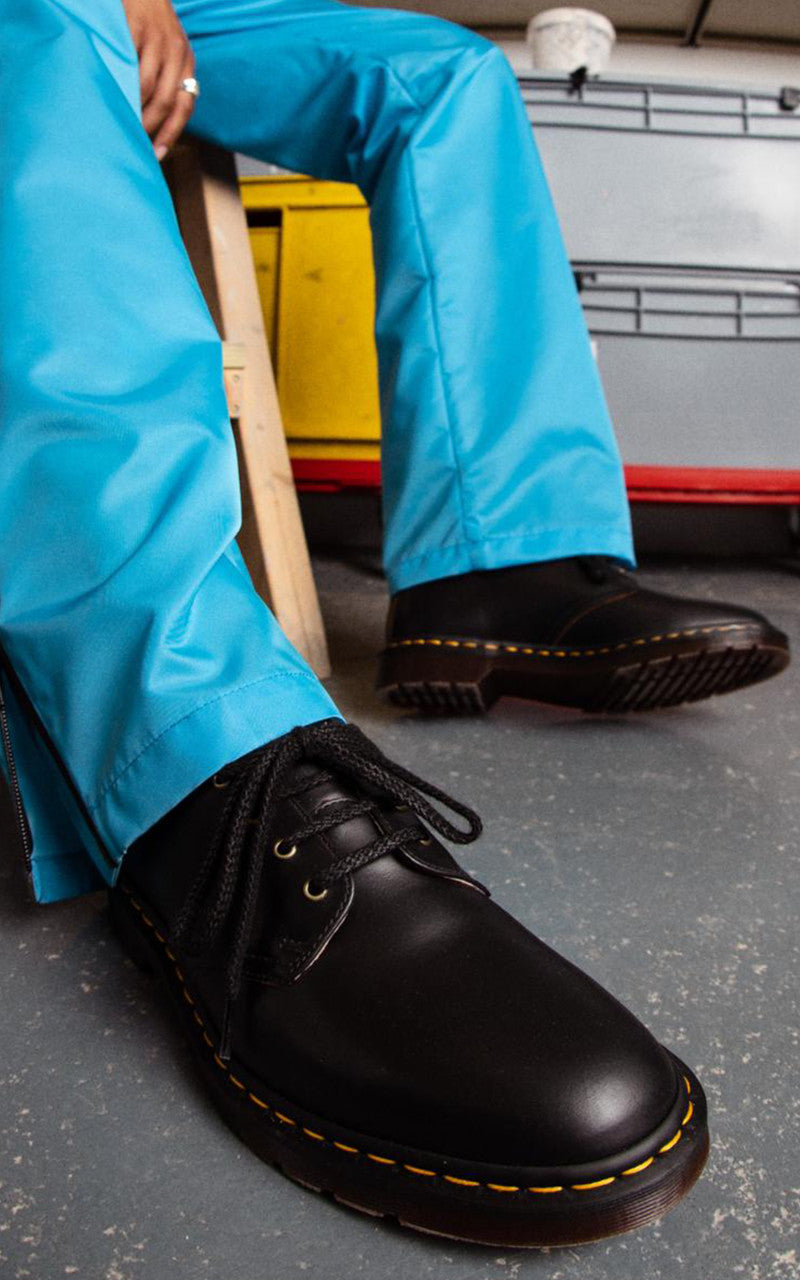 Dr. Martens Smiths Vintage Smooth Leather Black