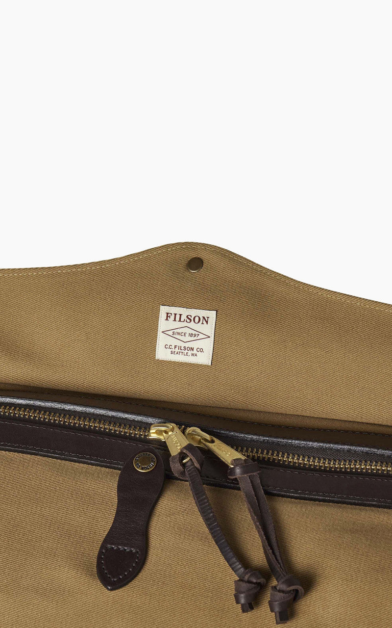 Filson Rugged Twill Medium Duffle Bag Dark Tan
