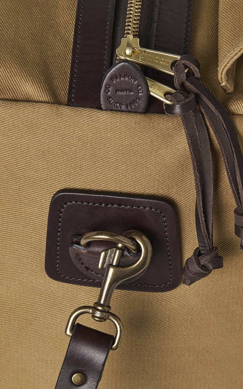 Filson Rugged Twill Medium Duffle Bag Dark Tan