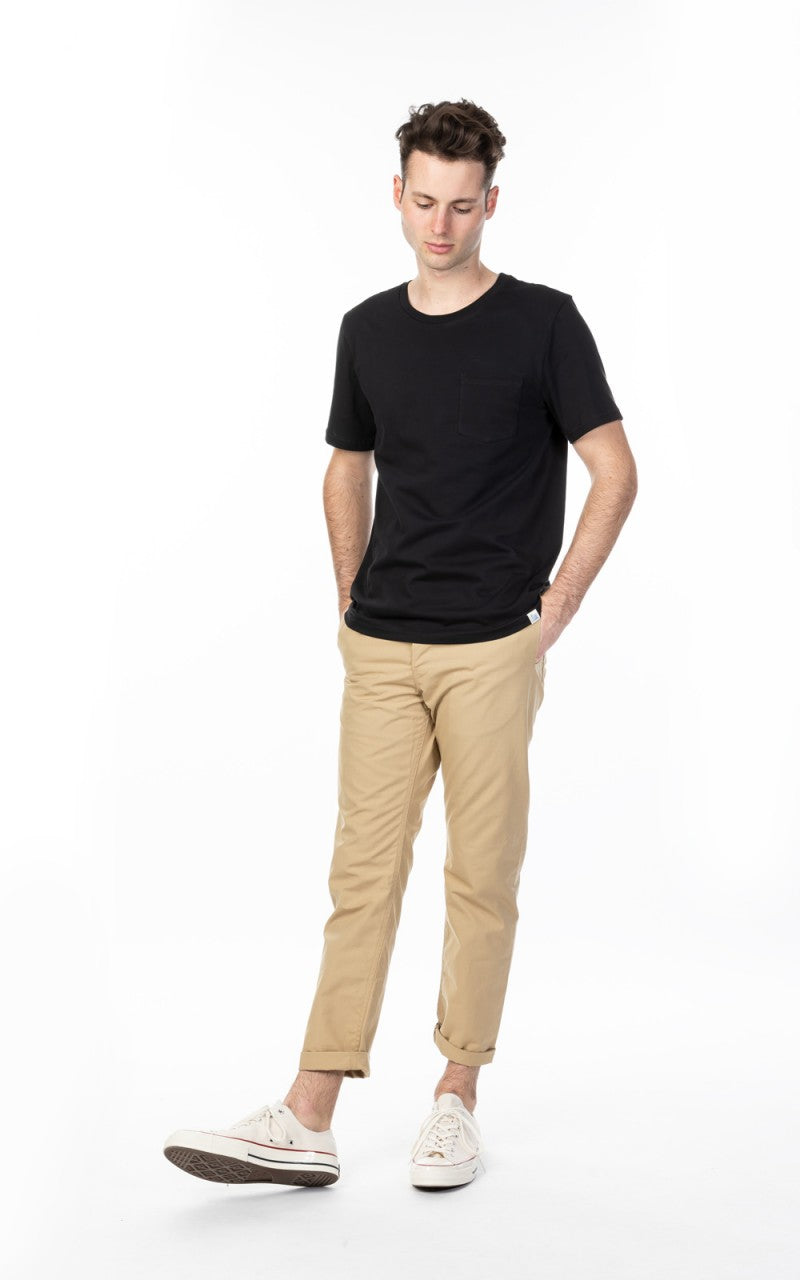 Merz b. Schwanen CTP01 Crew Neck Pocket Tee Deep Black