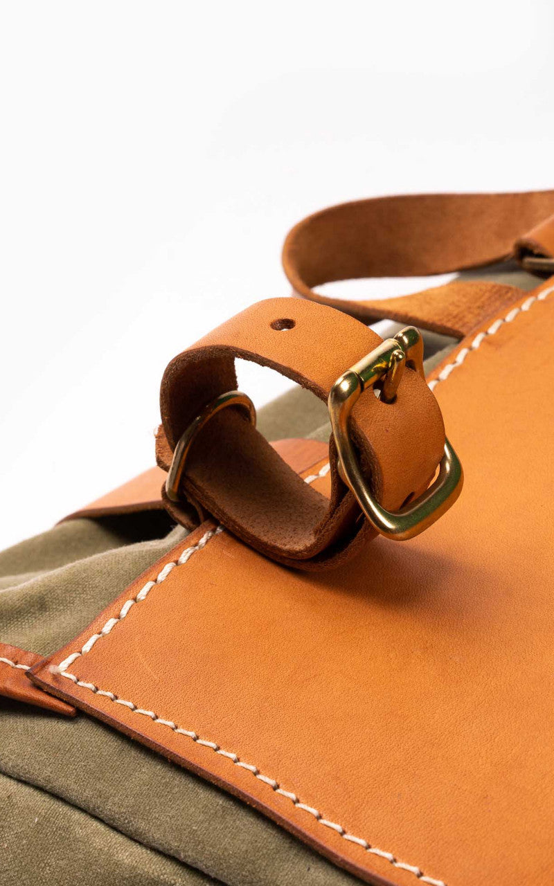 Shangri-La Heritage Explorator Waxed Canvas Messenger Bag Army