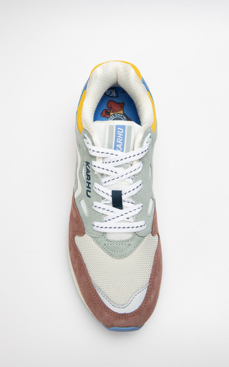 Karhu Legacy 96 Beaver Fur/Pigeon Blue