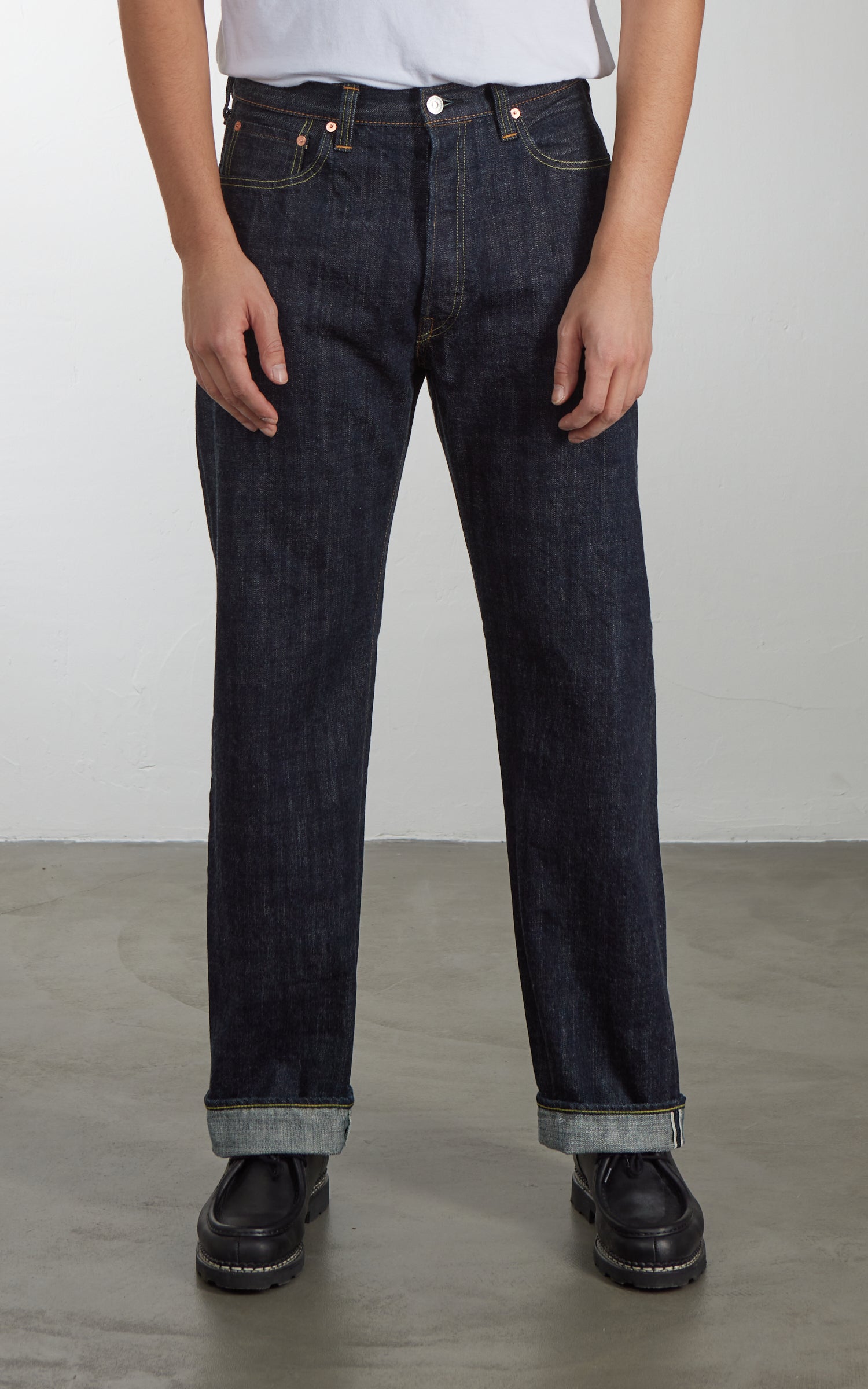 FOB Factory F143 Selvedge Denim Straight 5P Rinsed Indigo