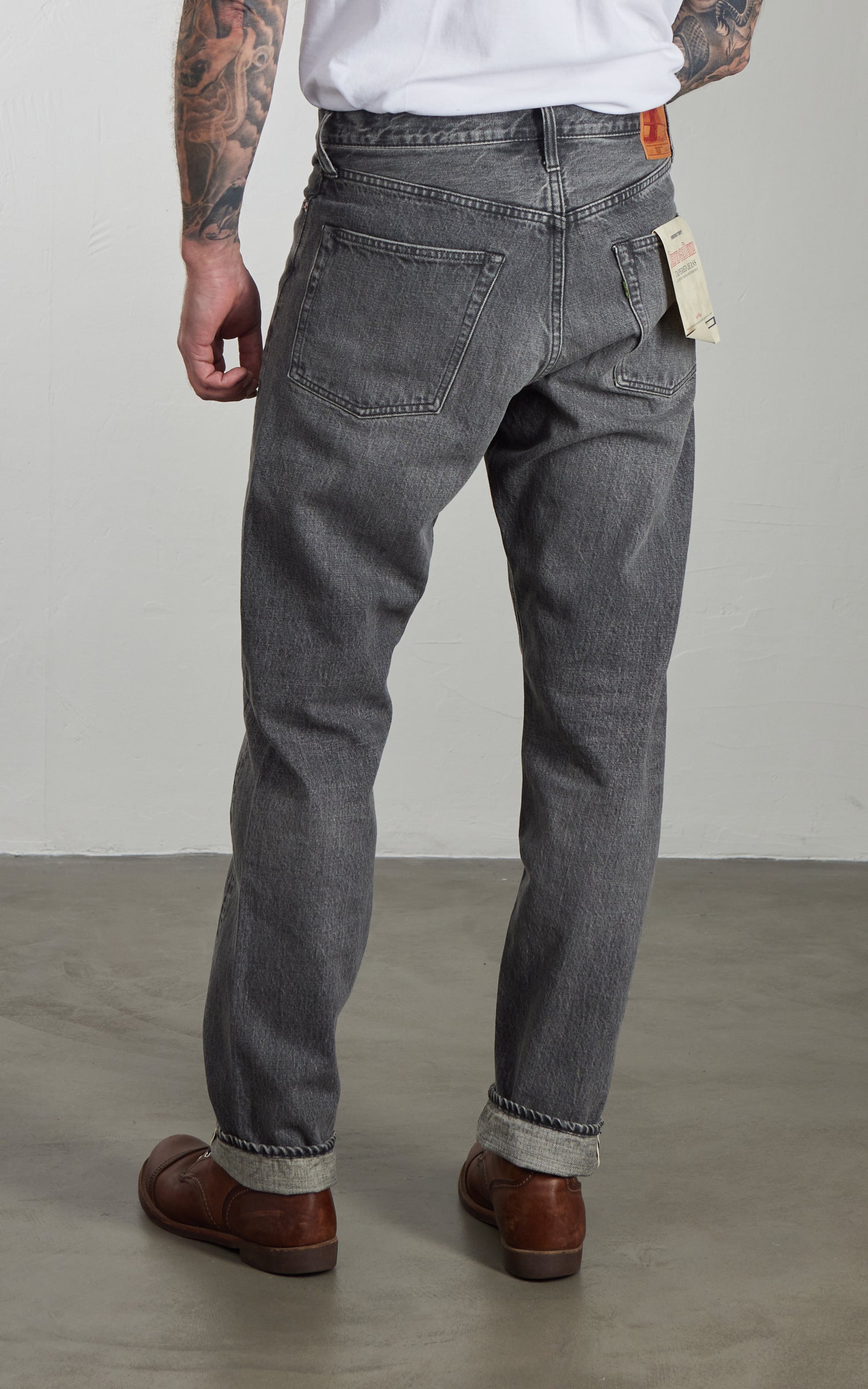FOB Factory F153 Selvedge Denim Tapered 5P Used Wash Black