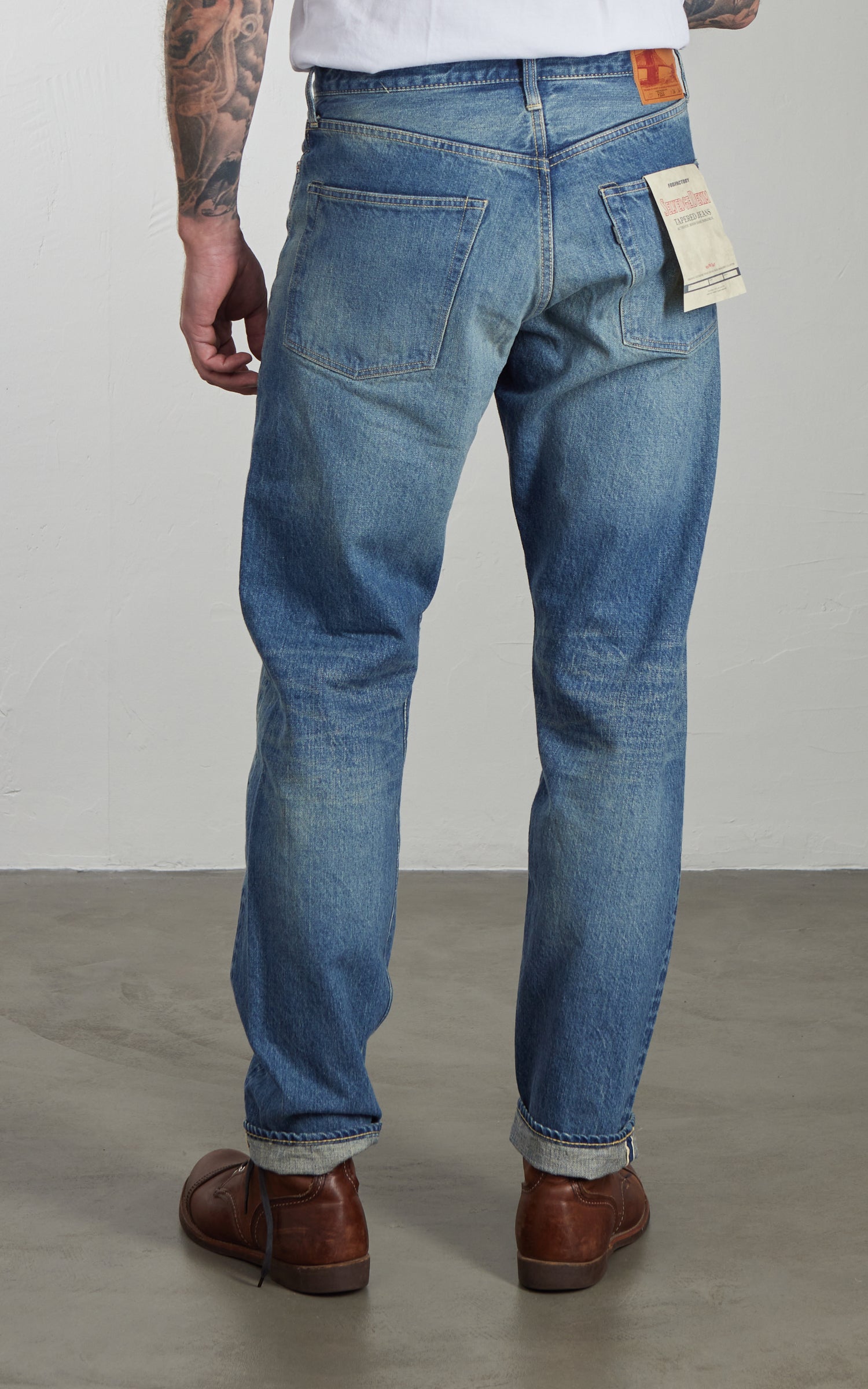 FOB Factory F153 Selvedge Denim Tapered 5P Used Wash Blue