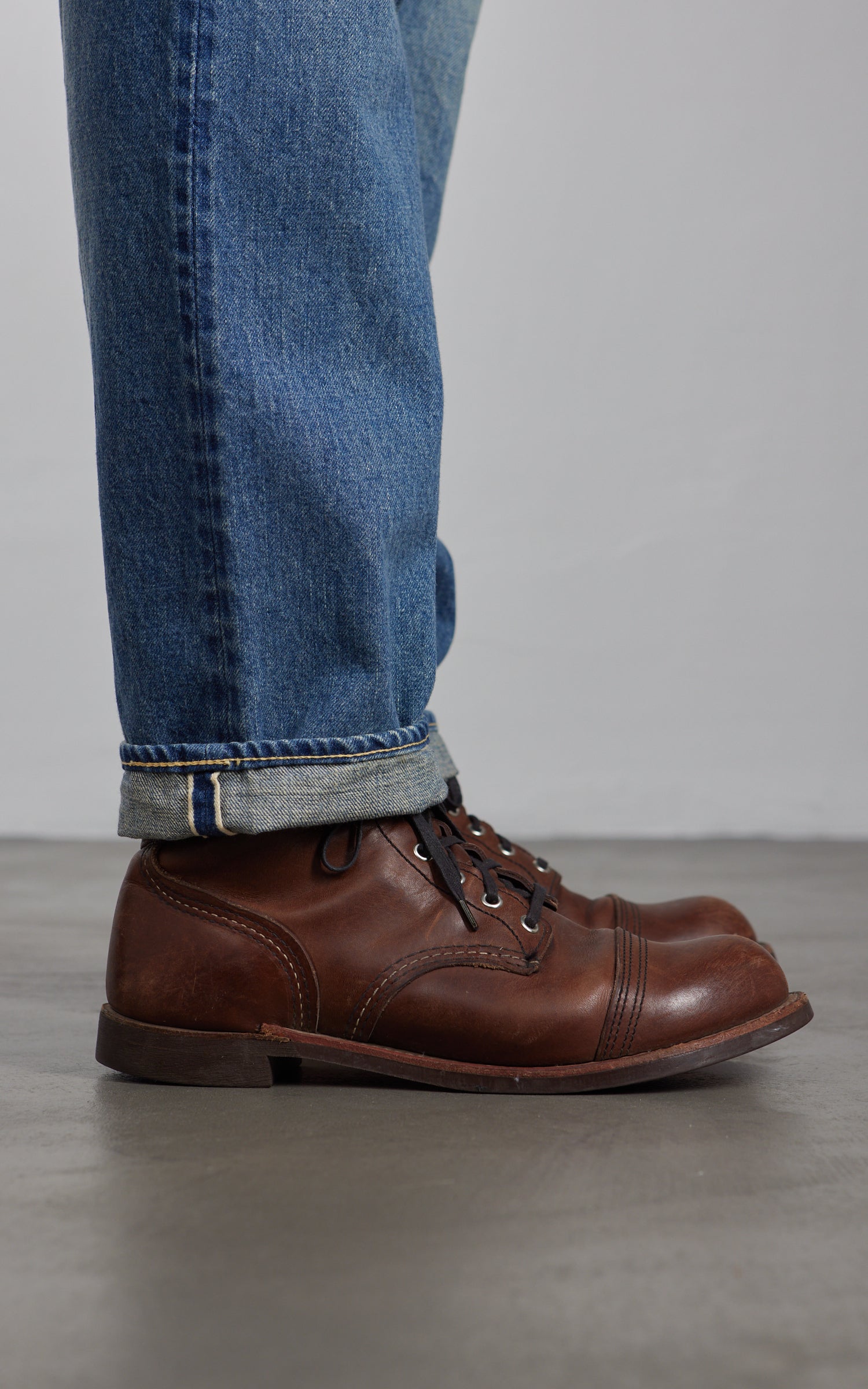 FOB Factory F153 Selvedge Denim Tapered 5P Used Wash Blue