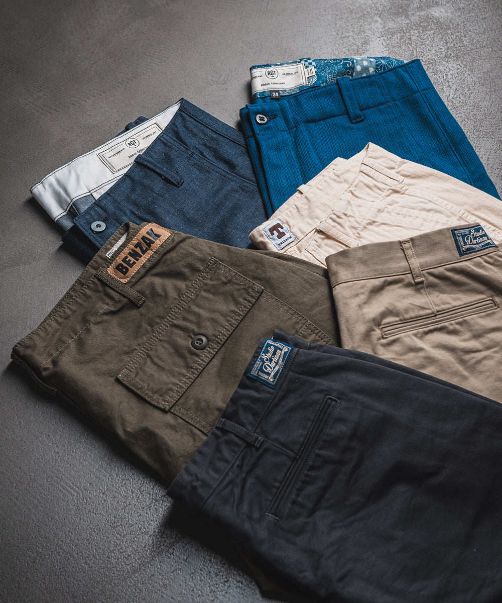 SUMMER ESSENTIALS - SHORTS