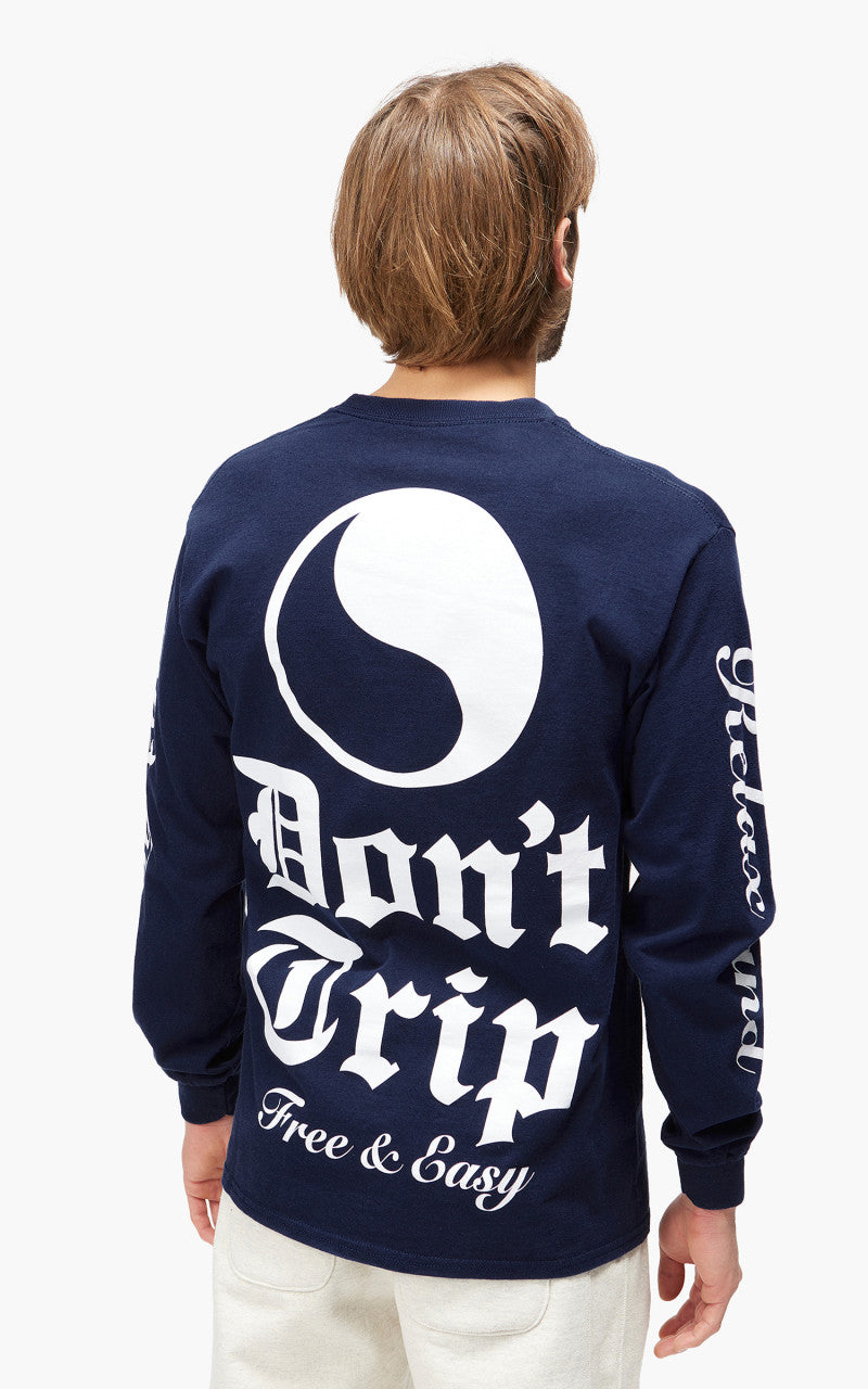 Free & Easy Olde English L/S Tee Navy