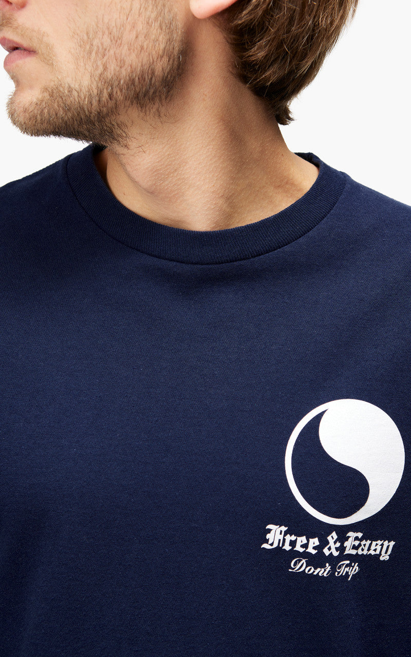 Free & Easy Olde English L/S Tee Navy