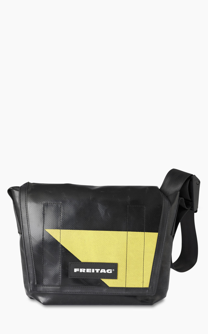 Freitag F11 Lassie Messenger Bag Classic S Black 18-1