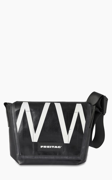 Freitag F11 Lassie Messenger Bag Classic S Black 18-2