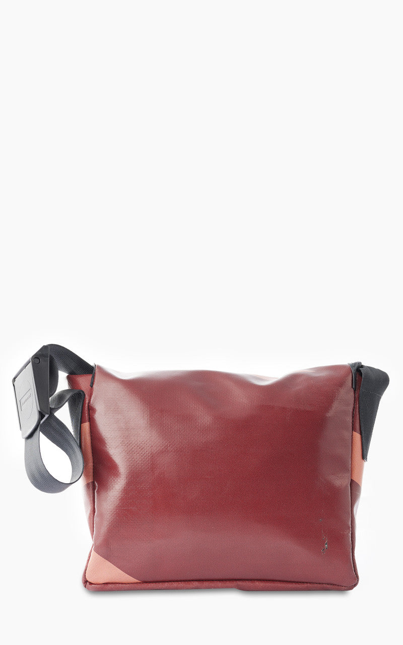 Freitag F11 Lassie Messenger Bag Classic S Red 15-3