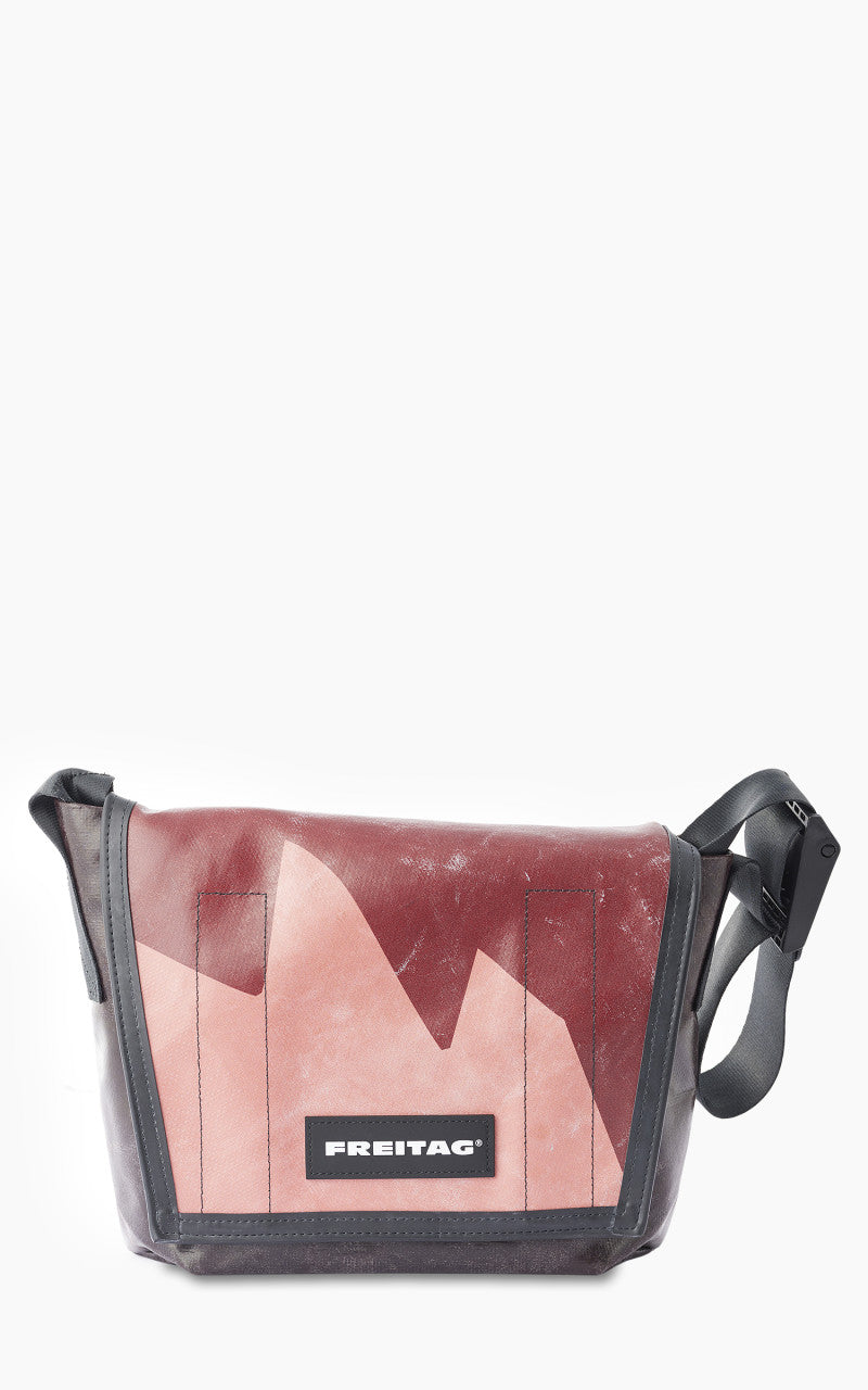 Freitag F11 Lassie Messenger Bag Classic S Red 15-5