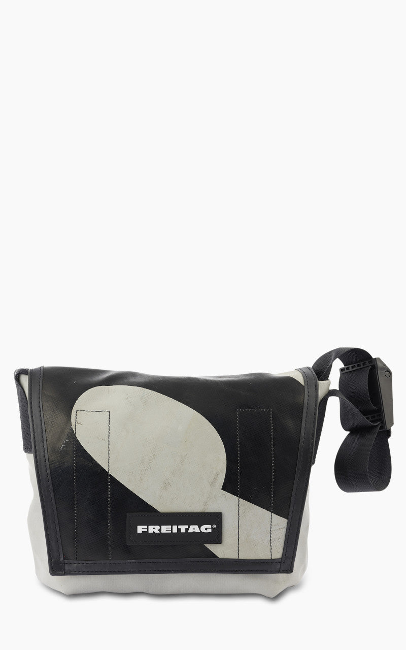 Freitag F11 Lassie Messenger Bag Classic S Black 14-5