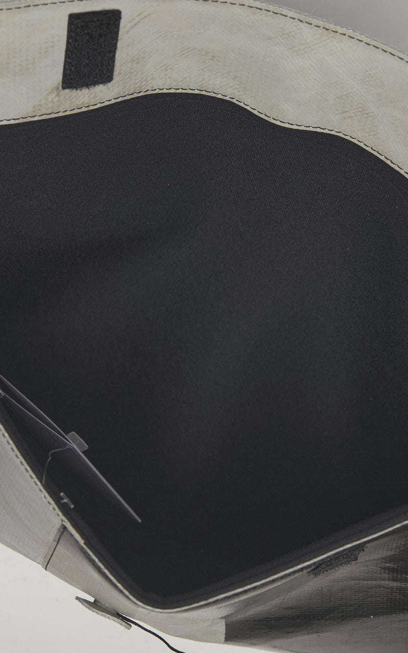 Freitag F411 Sleeve Padded Laptop Envelope 13"/14" Silver 23-2