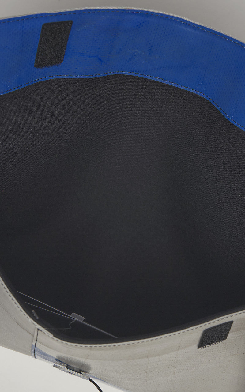 Freitag F411 Sleeve Padded Laptop Envelope 13"/14" Silver 23-3