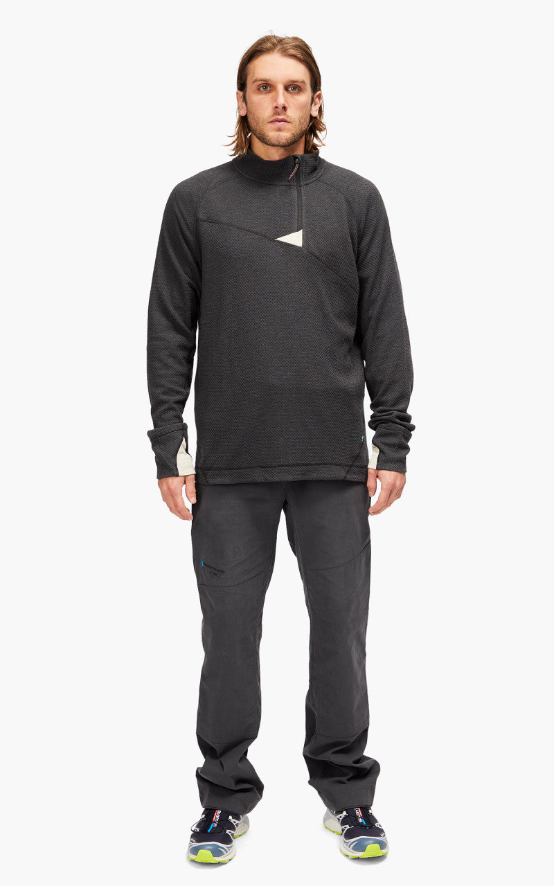 かみゅ Klättermusen Huge Half Zip Sweater Raven-White Clay