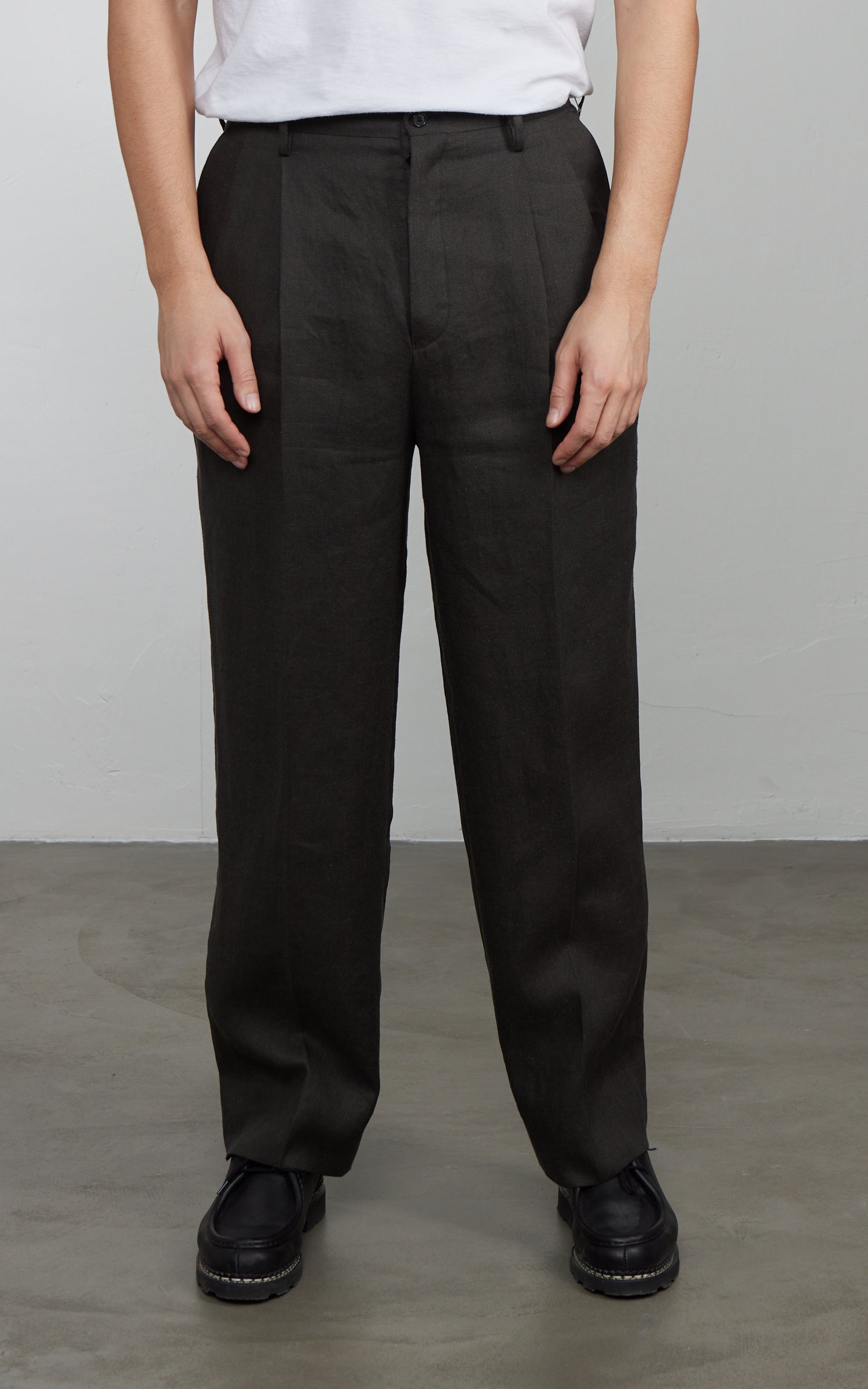 Kaptain Sunshine Shoecut Slacks Ink Black