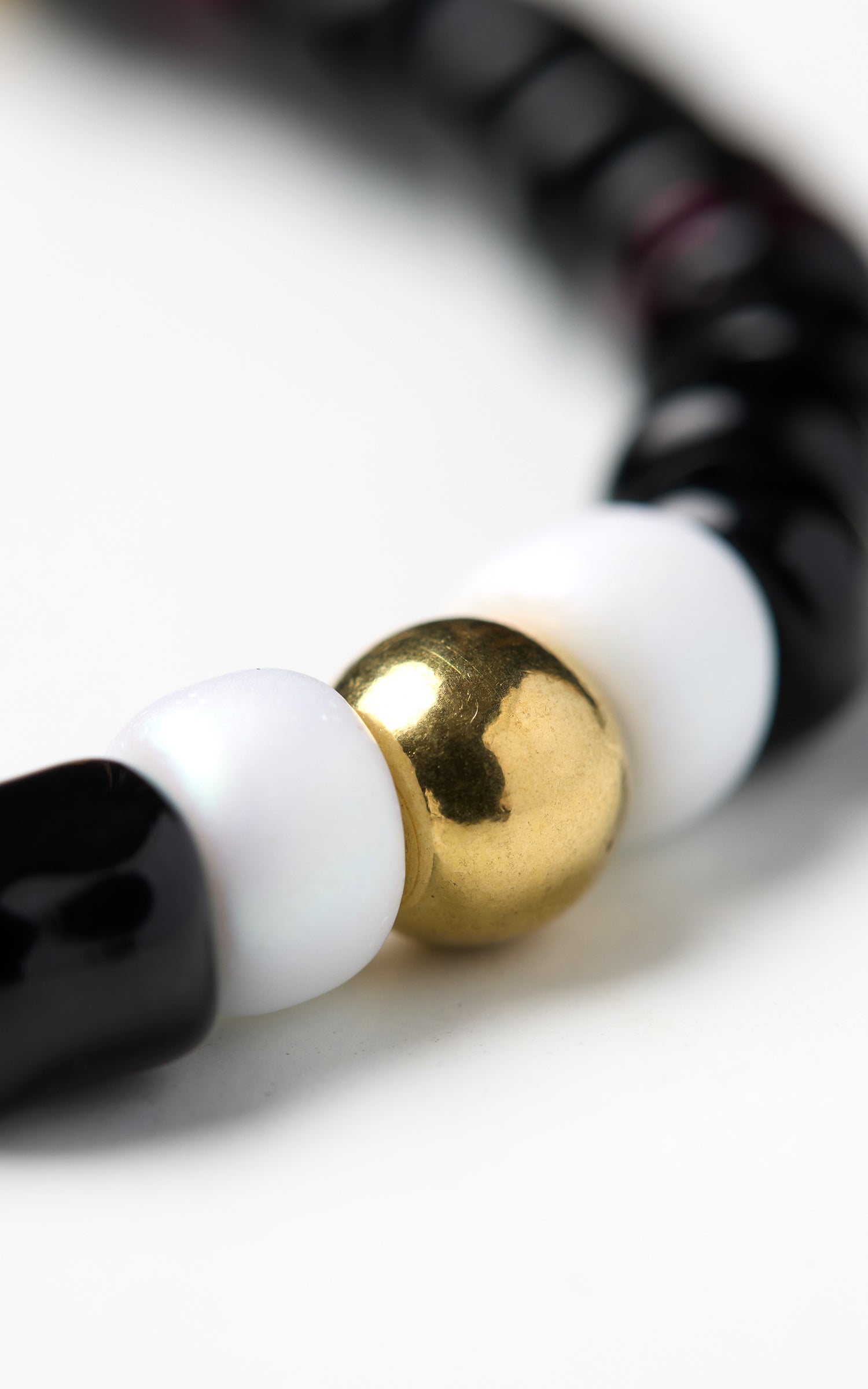 Kobashi Studio BRL7003 Japanese Beads Bracelet Black And Dark Cherry/Off-White