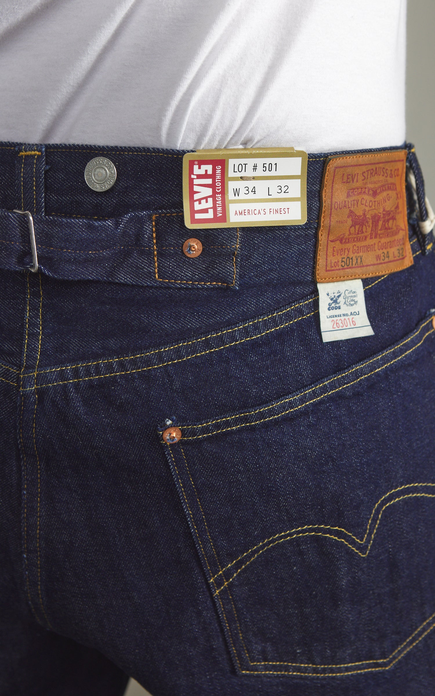 Levi's® Vintage Clothing 1933 501 Jeans One Wash Blue