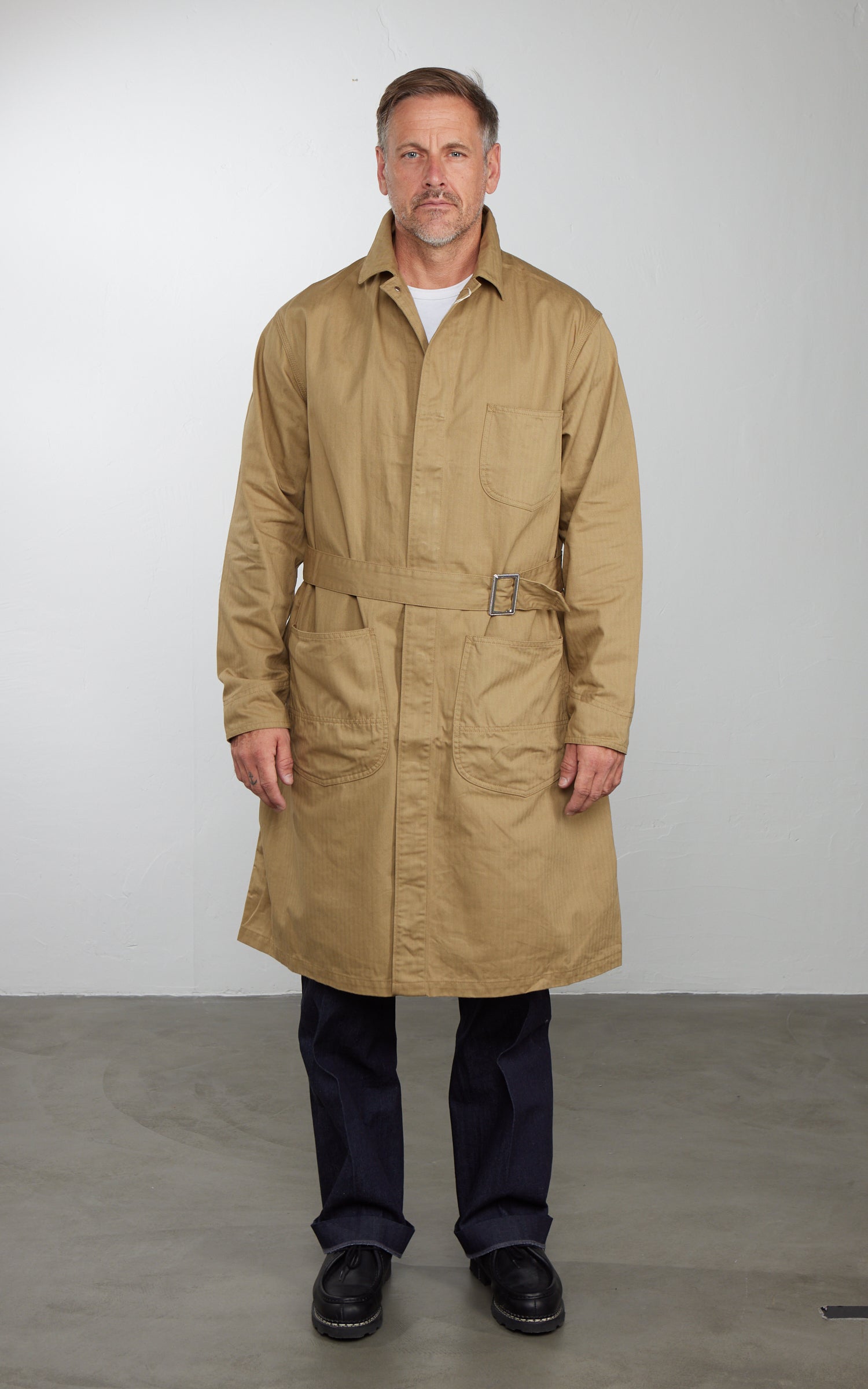 Lawford Lot.665 Service Coat Desert Beige