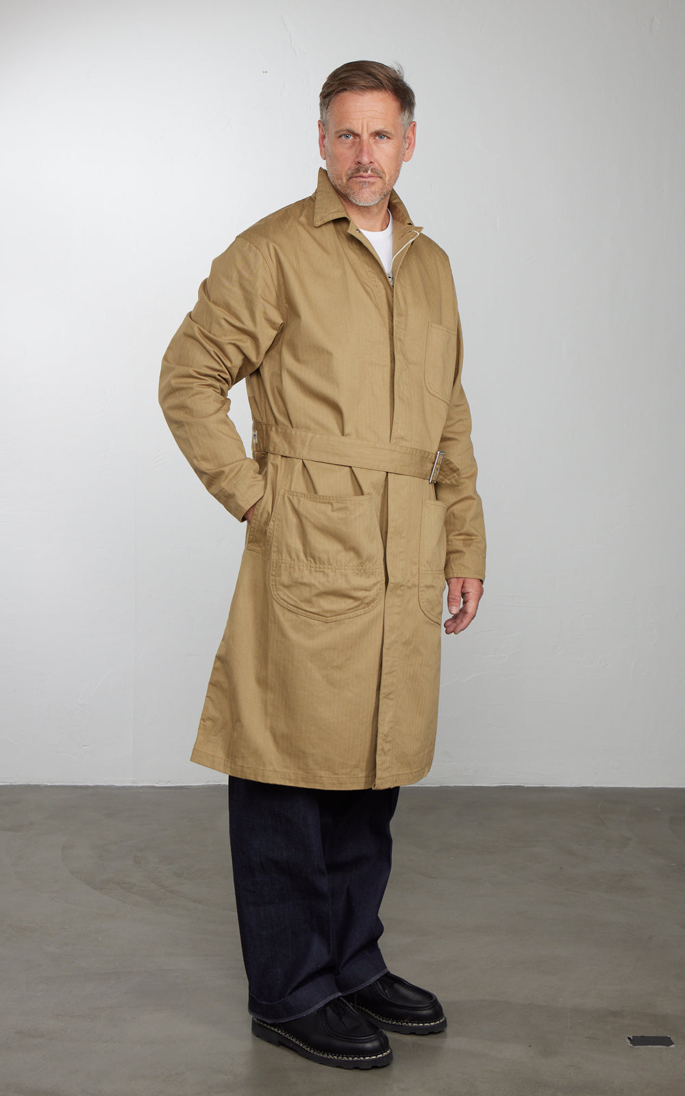 Lawford Lot.665 Service Coat Desert Beige
