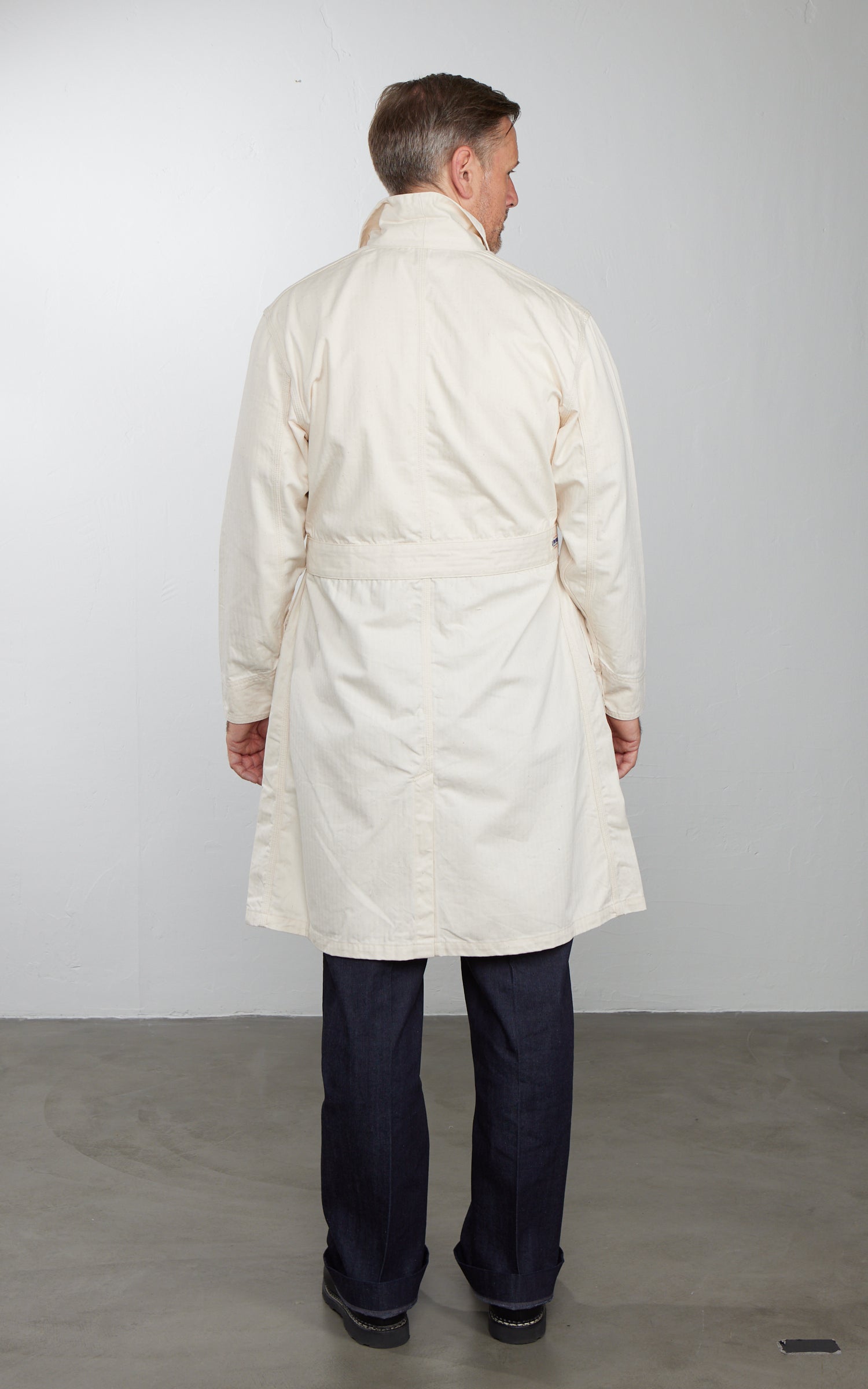 Lawford Lot.665 Service Coat Desert White