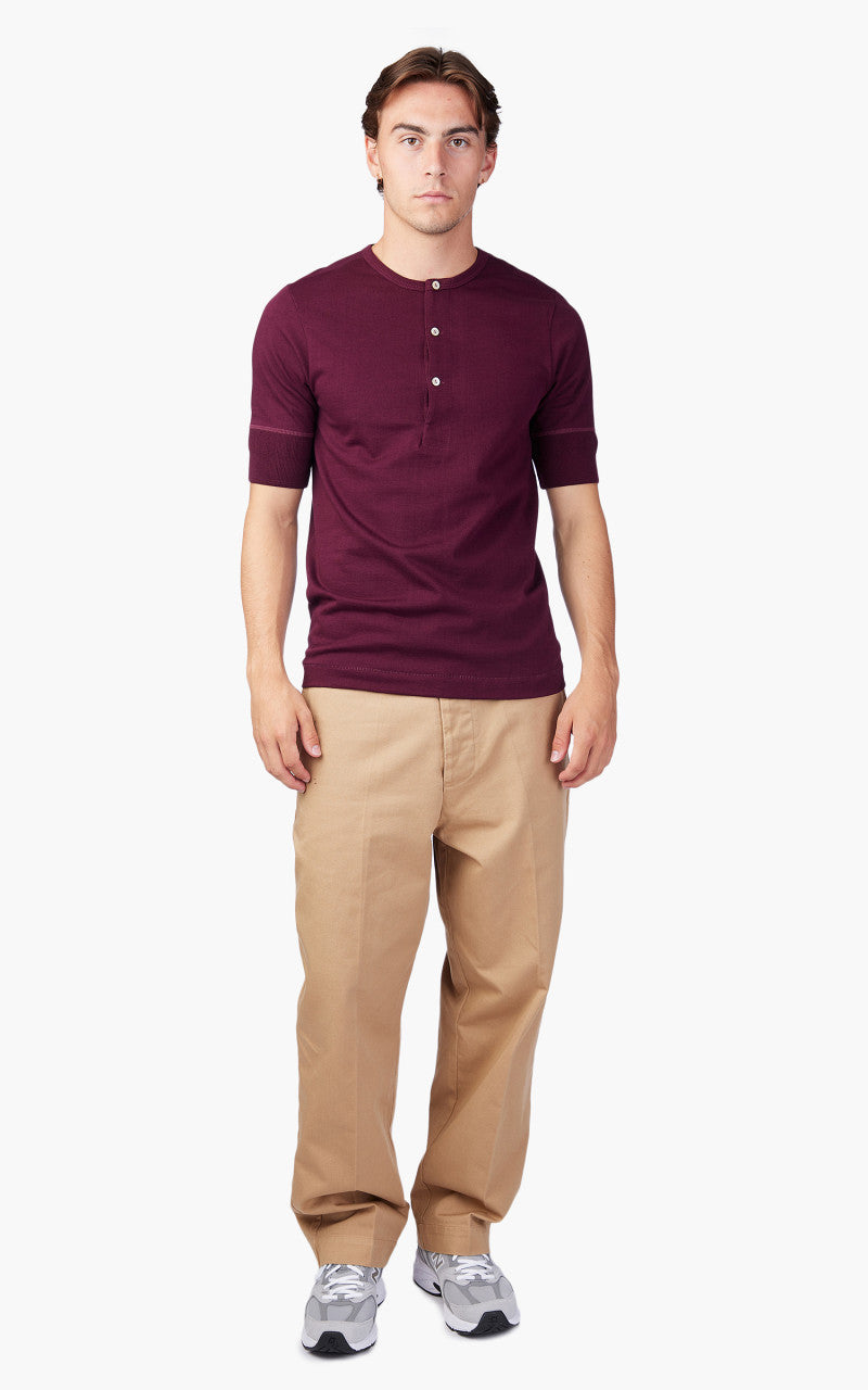 Merz b. Schwanen 207 Henley Ruby Red