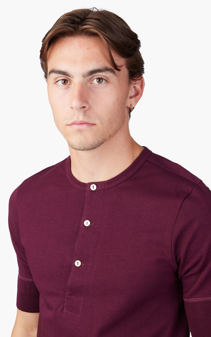 Merz b. Schwanen 207 Henley Ruby Red