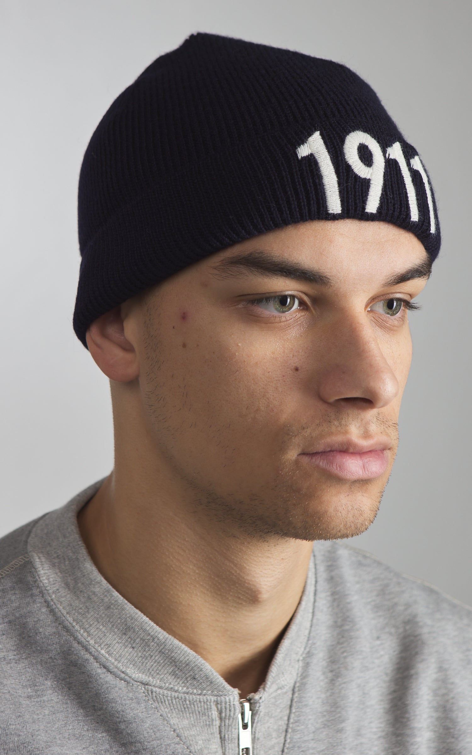 Merz b. Schwanen TRMWBN04 Merino Beanie Dark Navy