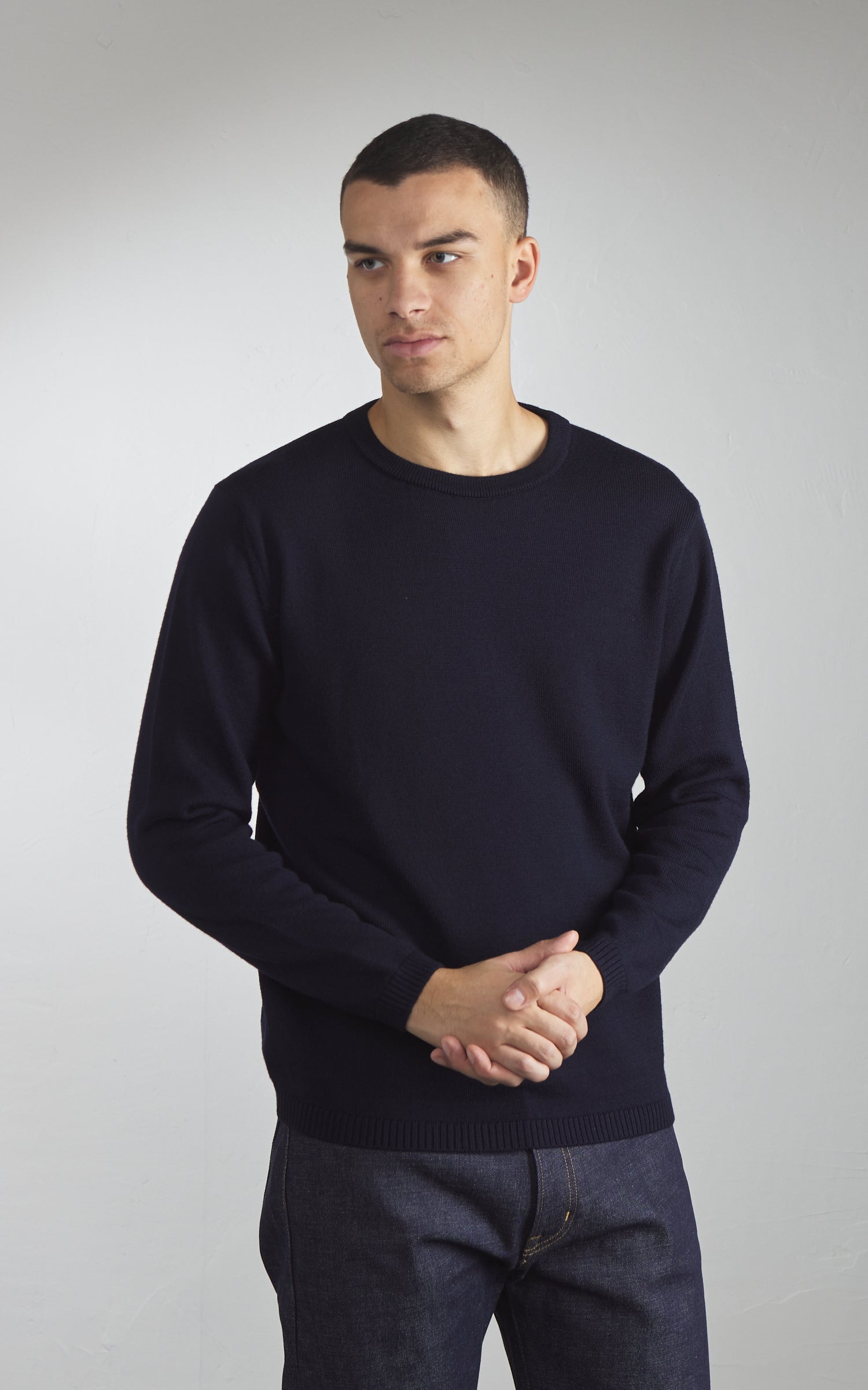 Merz b. Schwanen MWRC01 Classic Crew Merino Wool Pullover Dark Navy