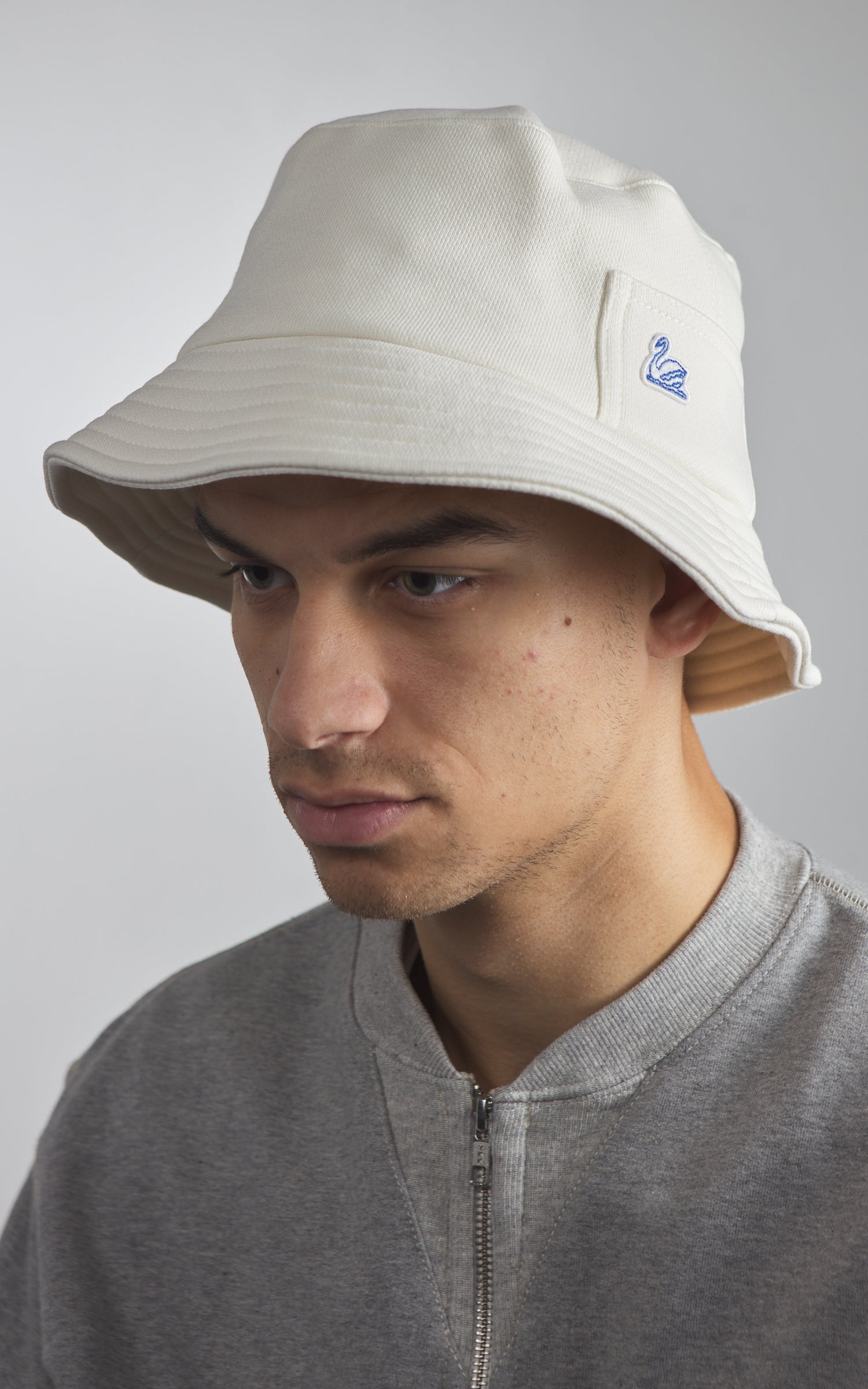 Merz b. Schwanen VFBH02 Bucket Hat Oat