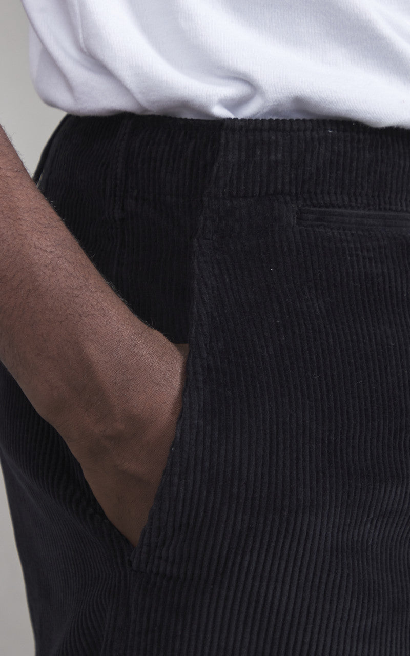 Merz b. Schwanen CHINO01C Corduroy Chino Relaxed Fit Deep Black