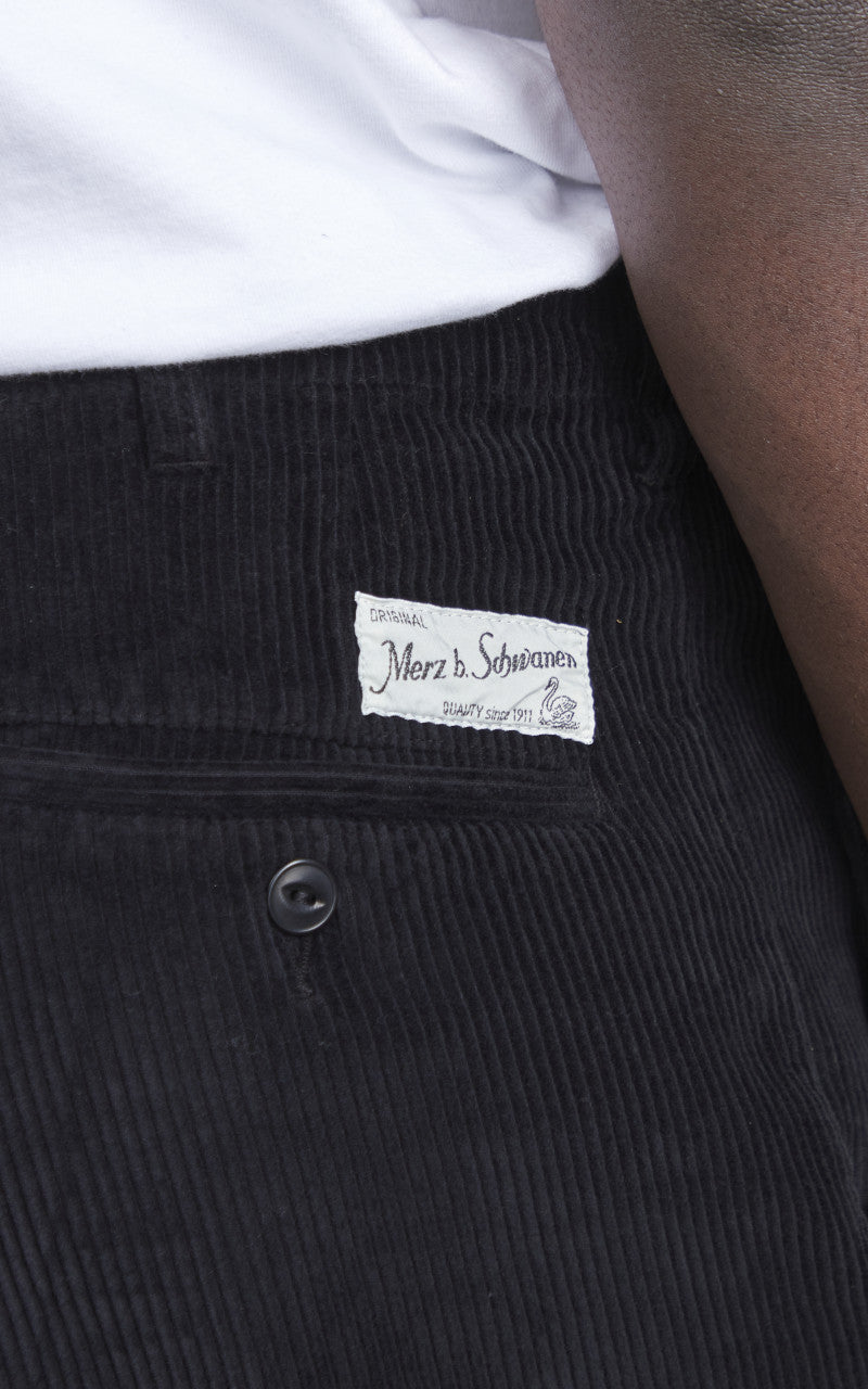 Merz b. Schwanen CHINO01C Corduroy Chino Relaxed Fit Deep Black
