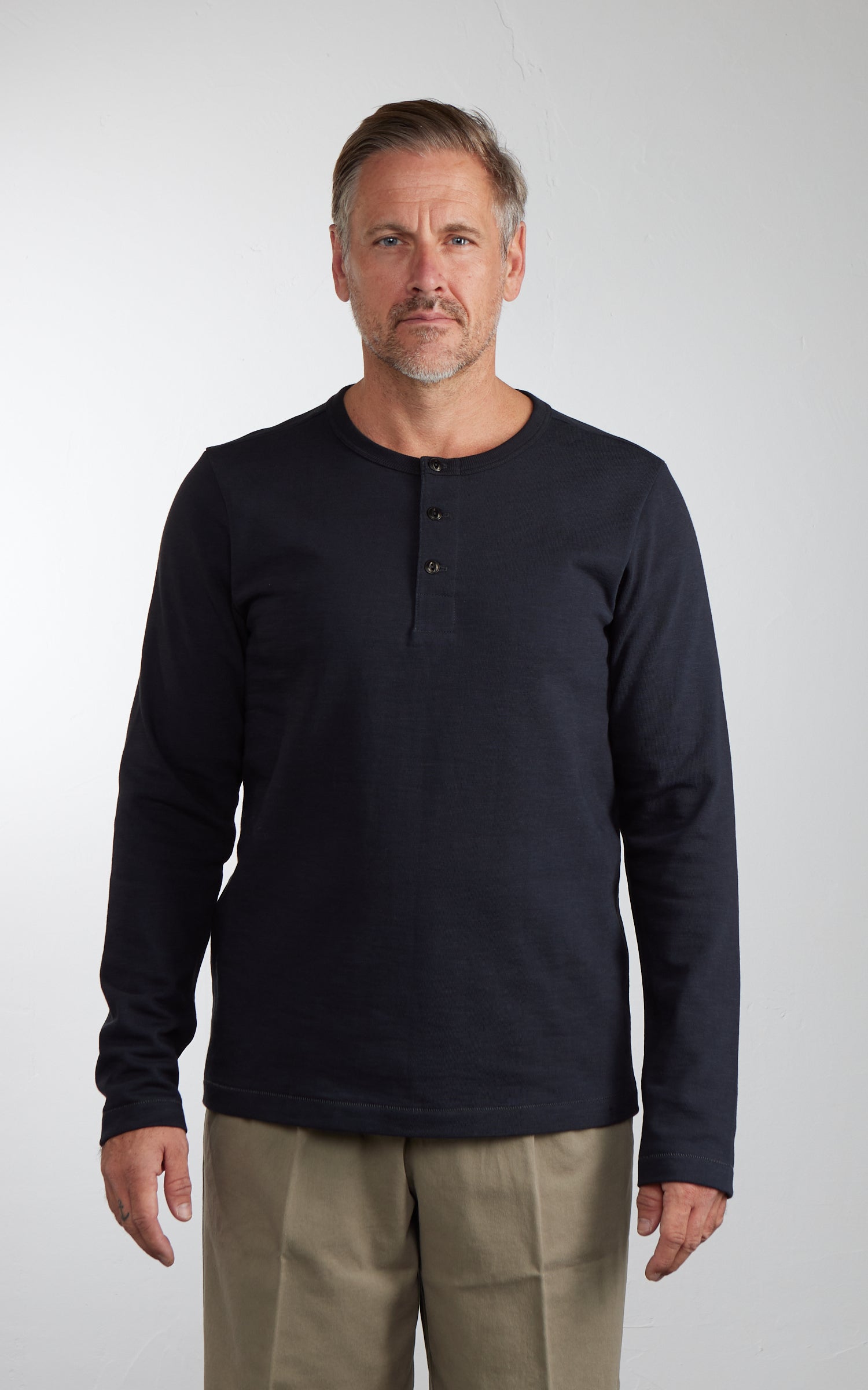 Merz b. Schwanen 2S08 Loopwheeled Heavyweight Long Sleeve Henley Charcoal