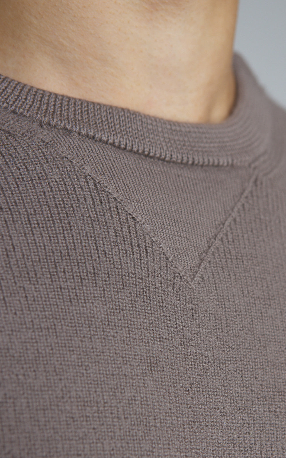 Merz b. Schwanen MWCC01 Classic Crew Merino Pullover Grain