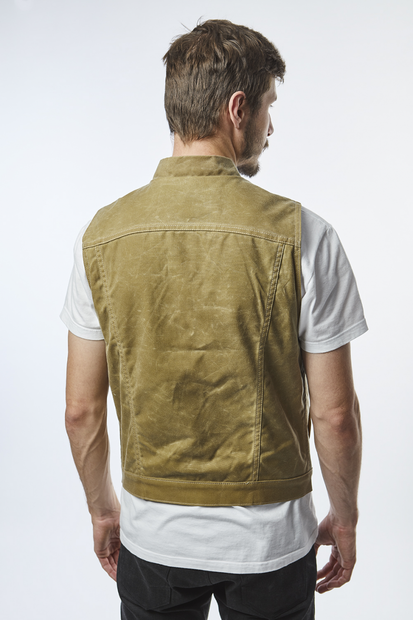 Rogue Territory Supply Vest Waxed Canvas Ridgeline Tan