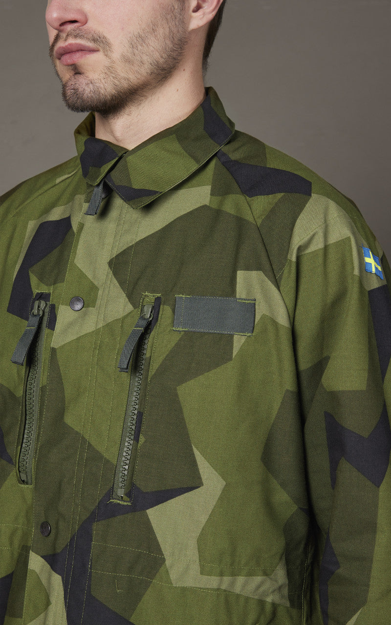 Military Surplus Vintage M-90 Swedish Field Jacket Camo