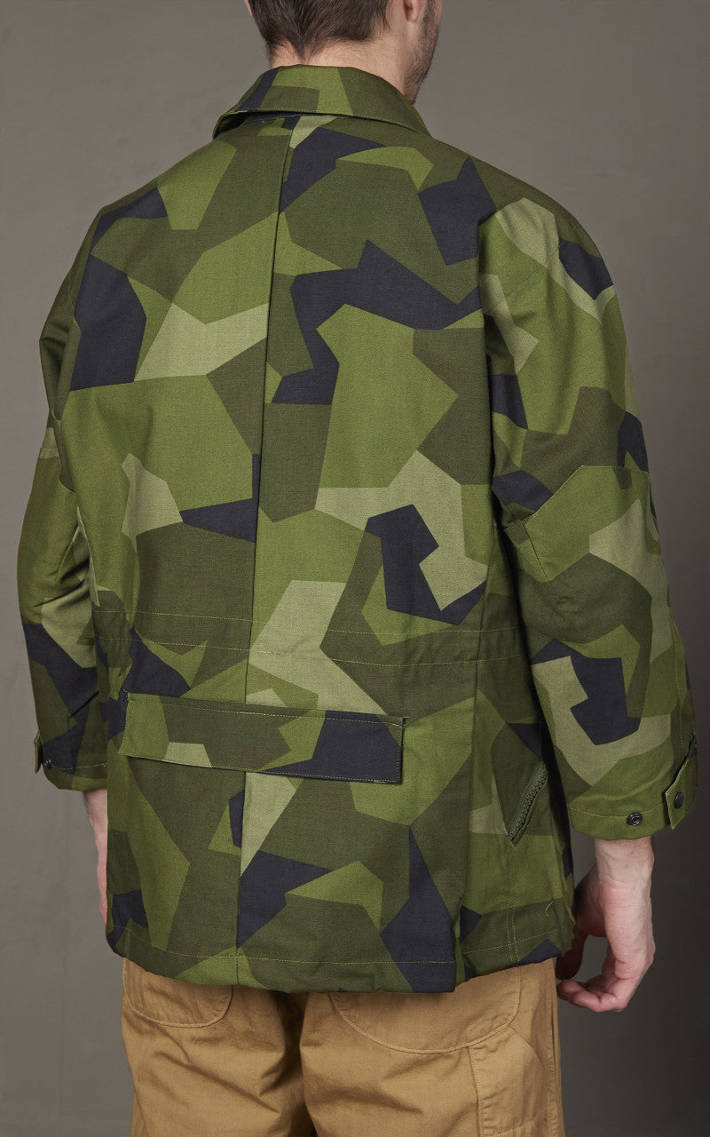 Military Surplus Vintage M-90 Swedish Field Jacket Camo