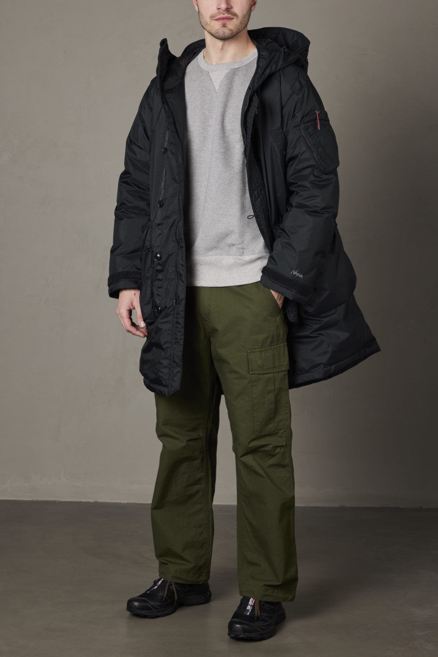 Nanga Aurora Down Field Half Coat Black