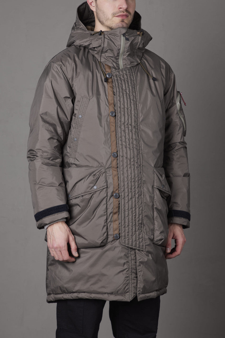 Nanga Aurora Down Field Half Coat Medium Grey
